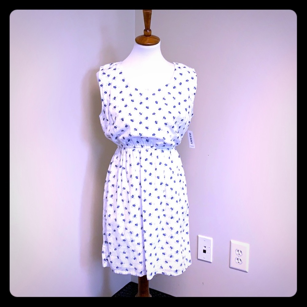 NWT Old Navy sleeveless dress - small